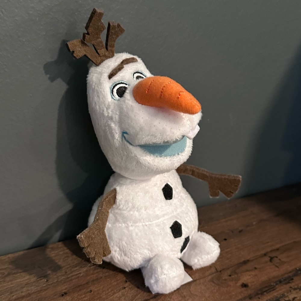 Small Disney Olaf Plush